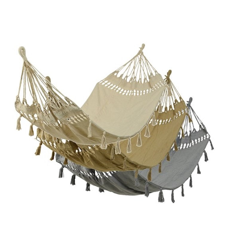 Hammock with fringes in 3 colors