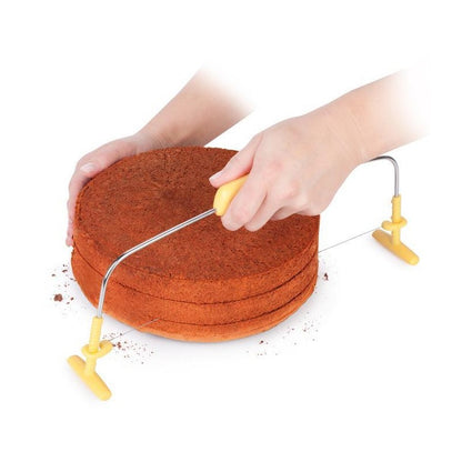 Tescoma Delicia 630095 Cake Cutter - Adjust the edge to cut perfect cakes in the kitchen or at home.