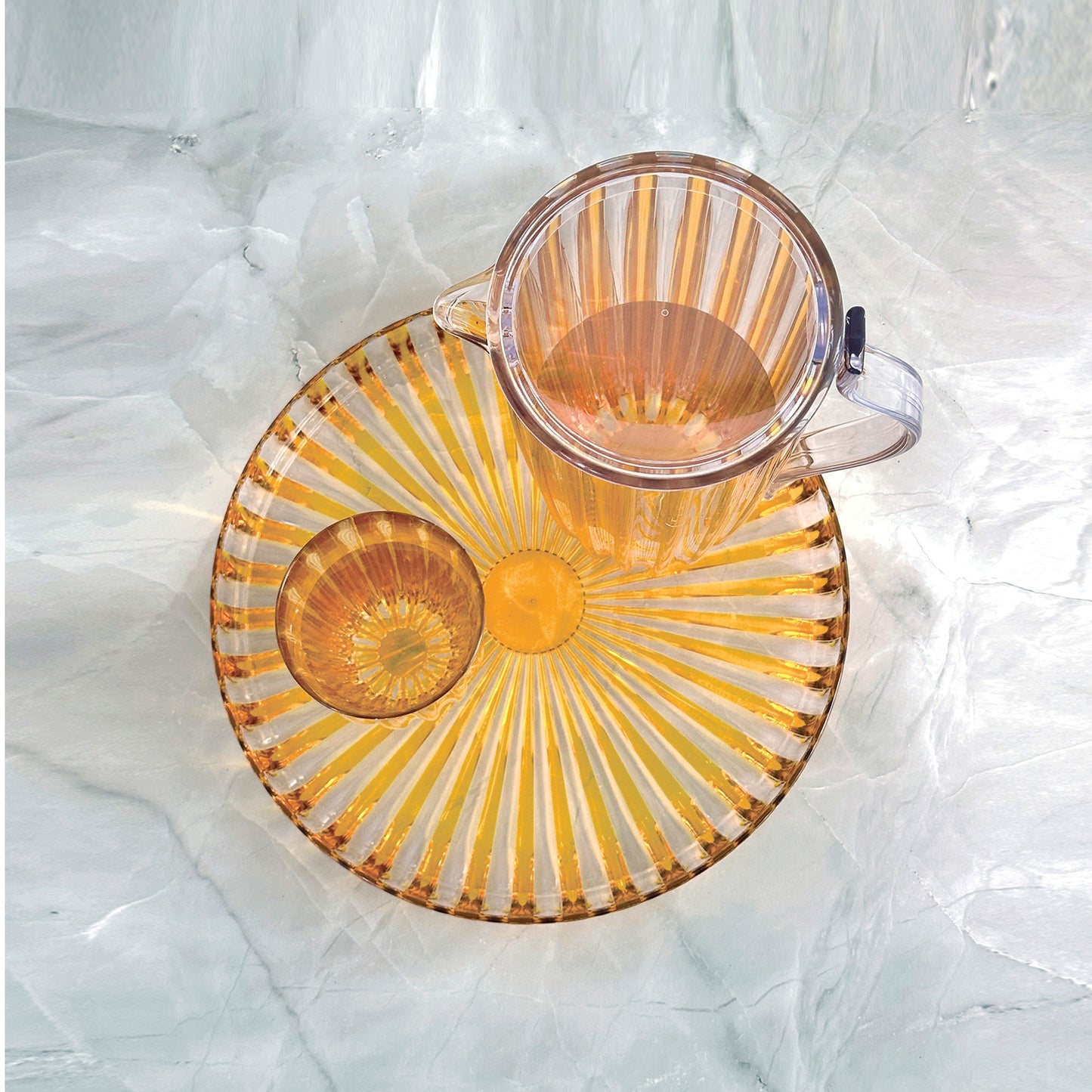 Guzzini Dolcevita amber round tray