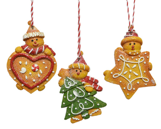 Set of 3 Christmas Resin Figures - 8 x 2 x 11.3 cm