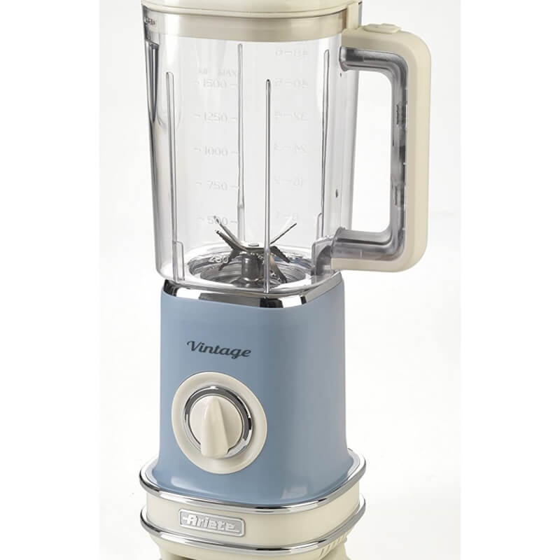 Vintage light blue blender 568 500W