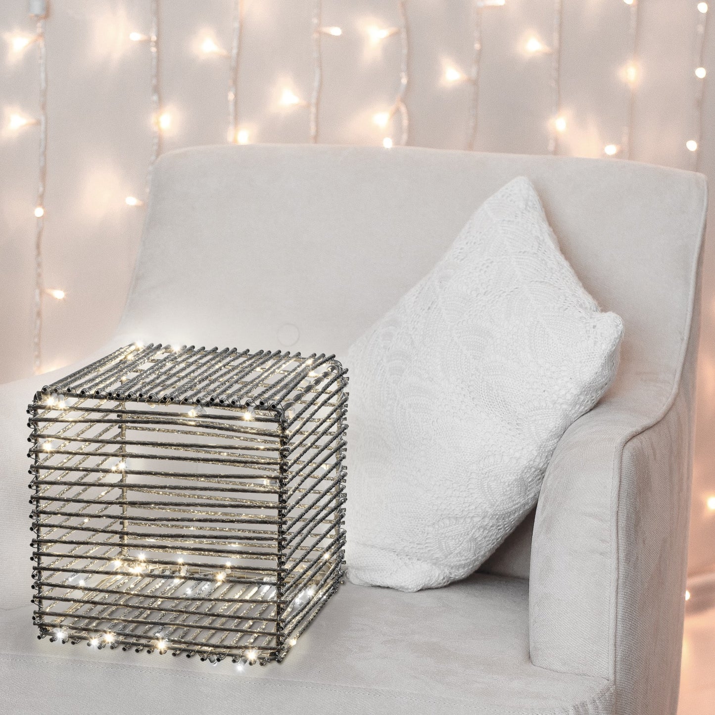 ATS Silver 60 LED 4K 30cm cube
 Christmas lights